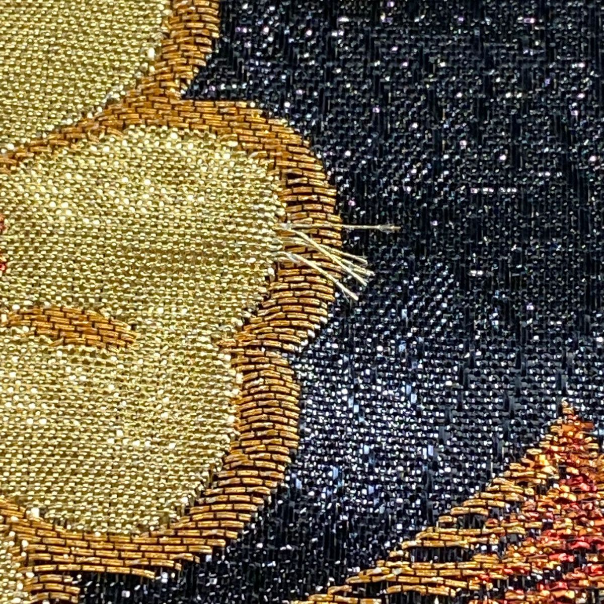 【美品】 袋帶 優品級 振袖禮服禮服用 草花紋紋 蝶 金金箔 金絲 綠 六通 純蠶絲