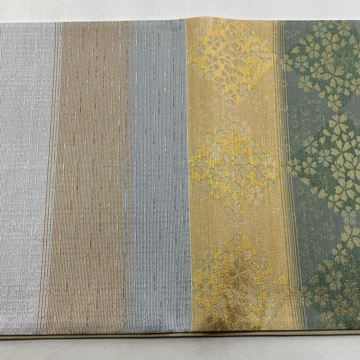 【美品】 袋帶 秀品級 段紋 櫻花 金絲 淺綠 六通 純蠶絲