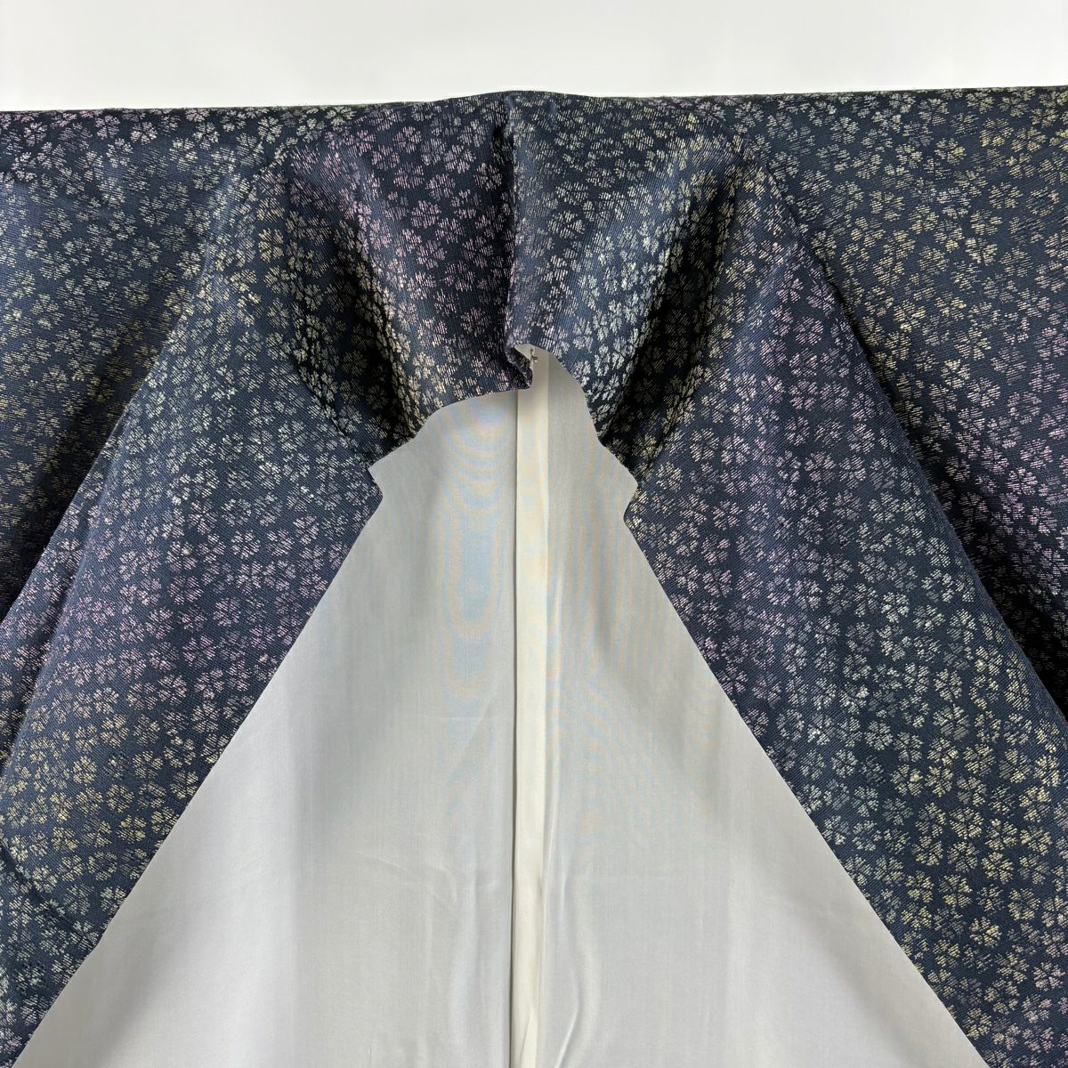 【美品】 紬織 身長163.5cm 袖長66cm M 雙層 ほていや 花紋 深藍 純蠶絲 逸品級