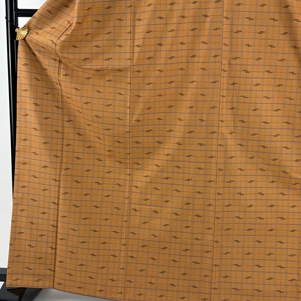【美品】 紬織 身長166.5cm 袖長65.5cm M 雙層 久米島紬織 證書あり 格子 幾何圖案 茶 純蠶絲 逸品級