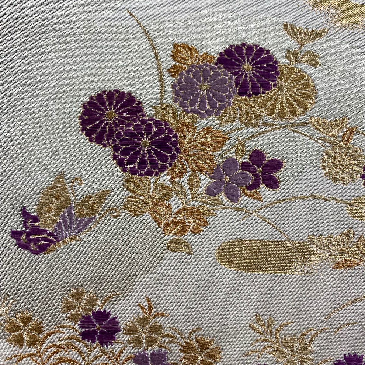 【美品】 袋帶 名品級 帝王紫 落款 秋草 蝶 金糸 金金箔 灰白 お太鼓柄 純蠶絲
