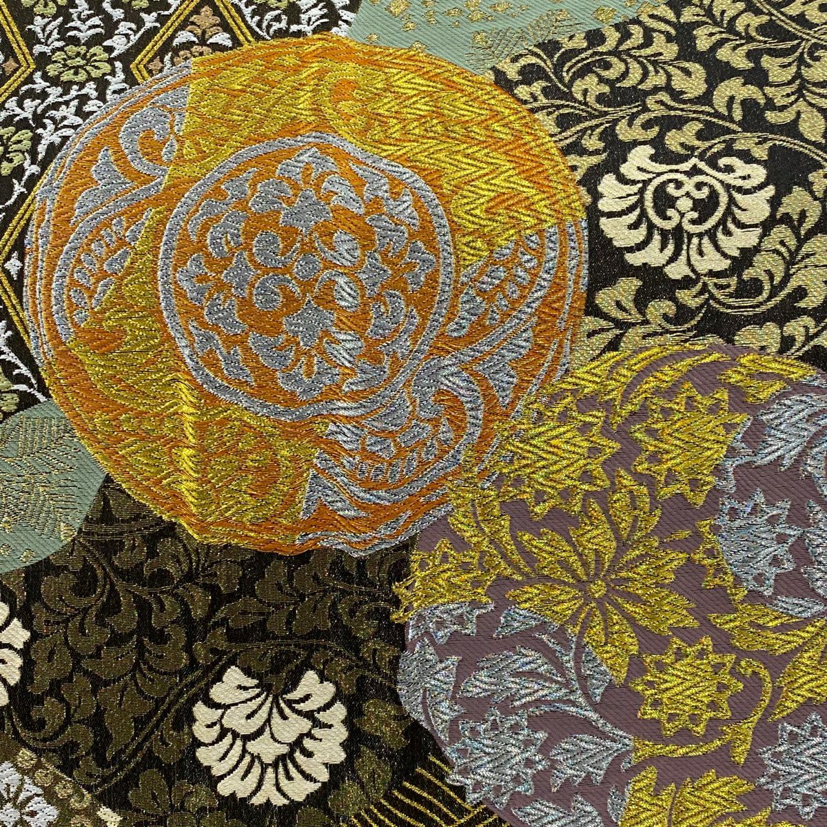 【美品】 袋帶 名品級 花唐草紋 花菱 金銀絲 刺繡 金色 六通 純蠶絲