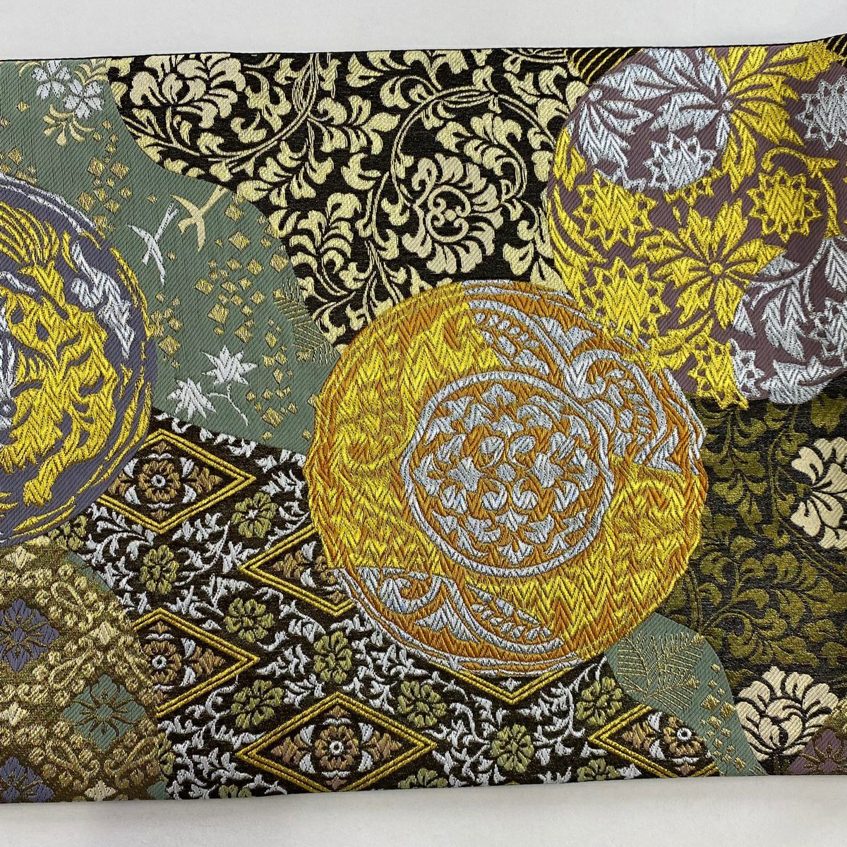 【美品】 袋帶 名品級 花唐草紋 花菱 金銀絲 刺繡 金色 六通 純蠶絲