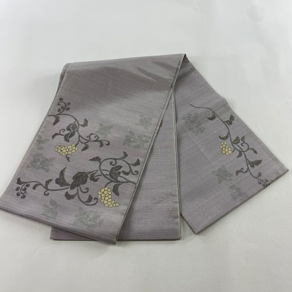 【美品】 袋帶 名品級 落款 葡萄 銀線 灰紫色 お太鼓圖案 純蠶絲