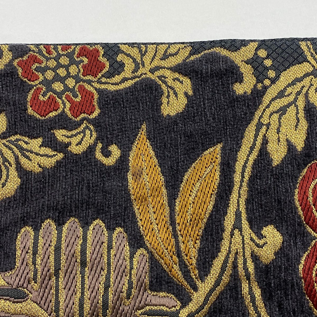 【美品】 袋帶 名品級 花唐草紋 幾何學 金絲 金金箔 墨 六通 純蠶絲