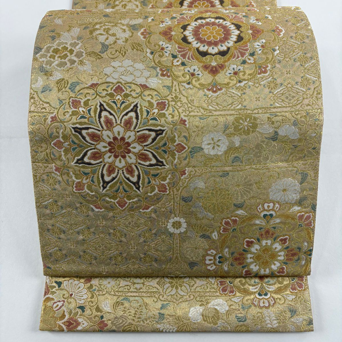【美品】 袋帶 秀品級 華紋 草花紋刺繡 金銀彩 金色 六通 純蠶絲
