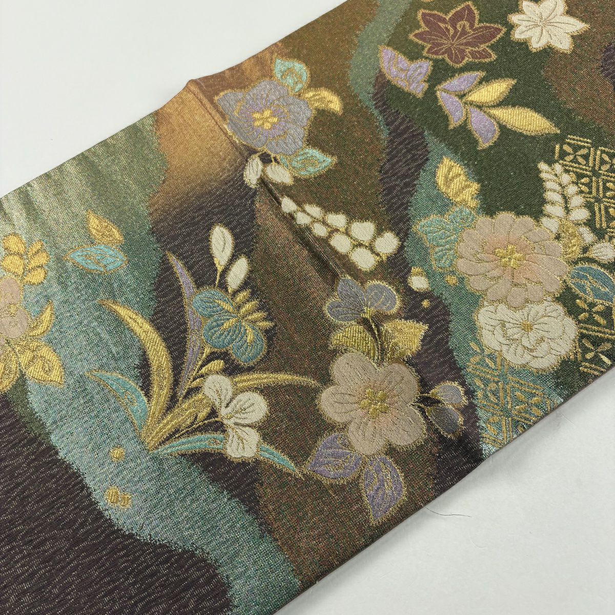 【美品】 袋帶 優品級 草花紋 道長取 金金箔 金絲 茶紫 大鼓圖案 純蠶絲