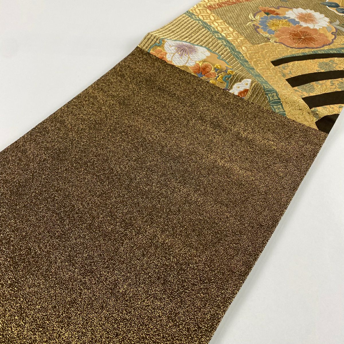 【美品】 袋帶 秀品級 蝶 櫻花 唐織 金金箔 金色 六通 純蠶絲