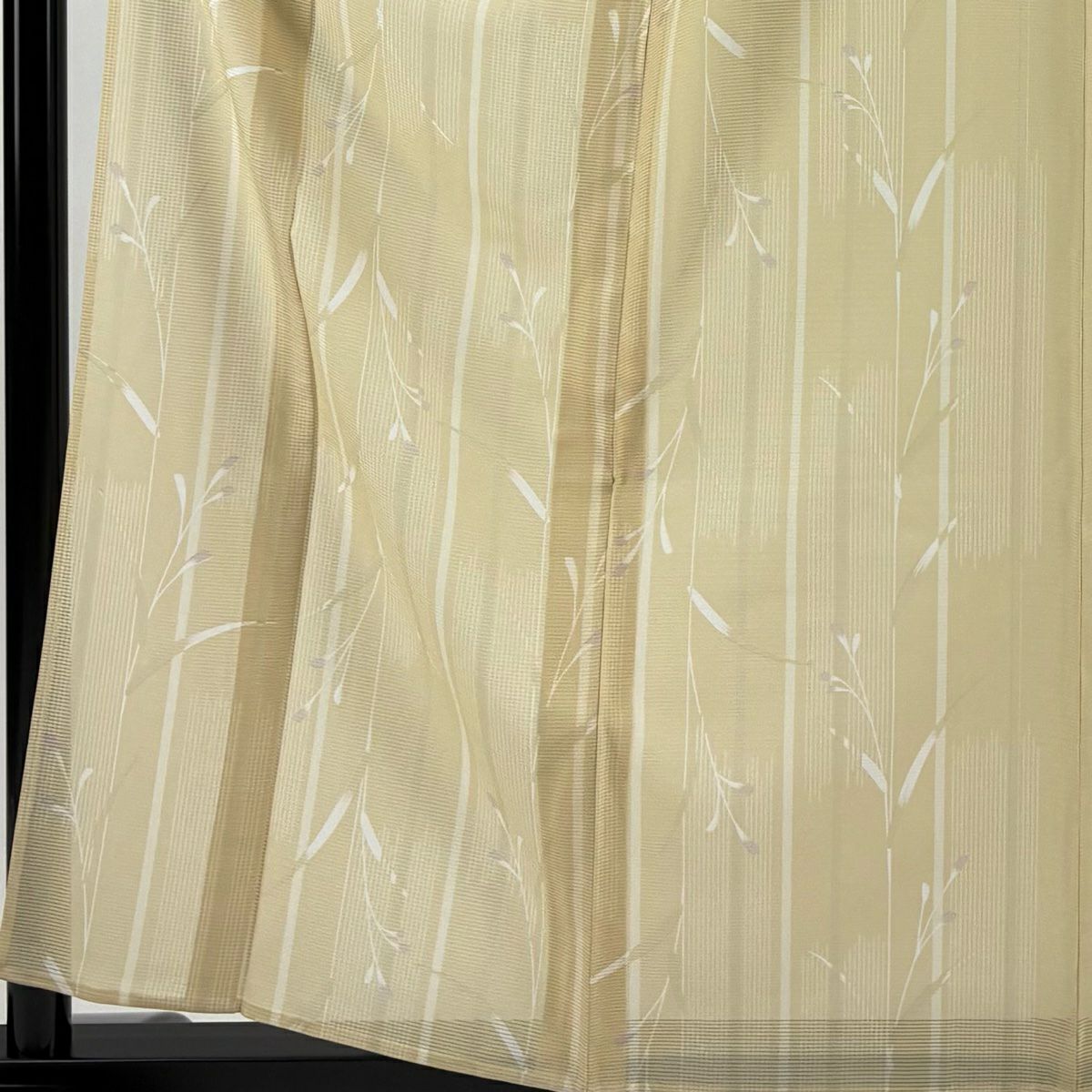 【美品】 小紋 身長160.5cm 袖長63cm S 薄物 絽 枝花 縱條 米色 純蠶絲 秀品級