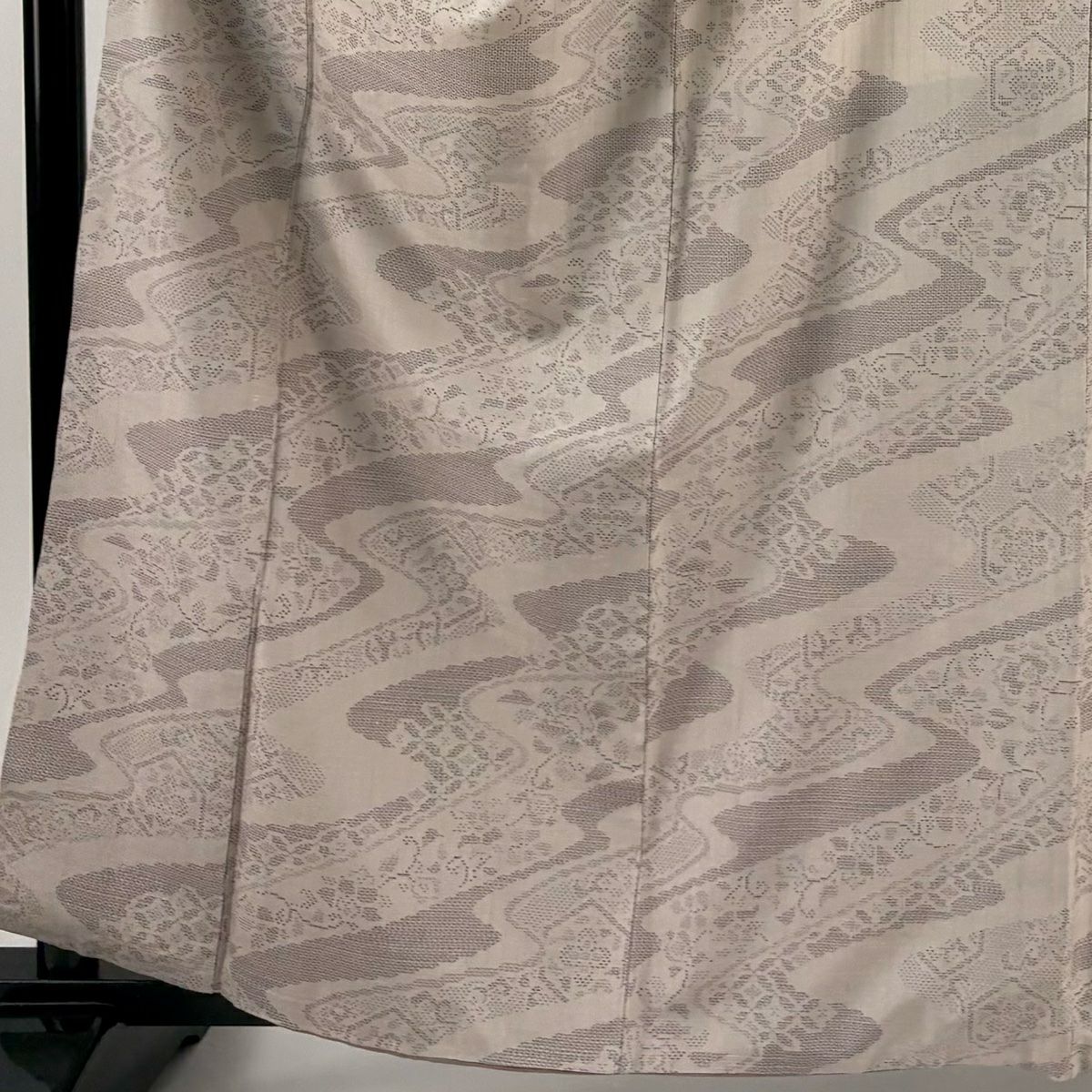 【美品】 紬織 身長163cm 袖長64cm M 雙層 流水 草花紋紋 薄小豆 純蠶絲 秀品級