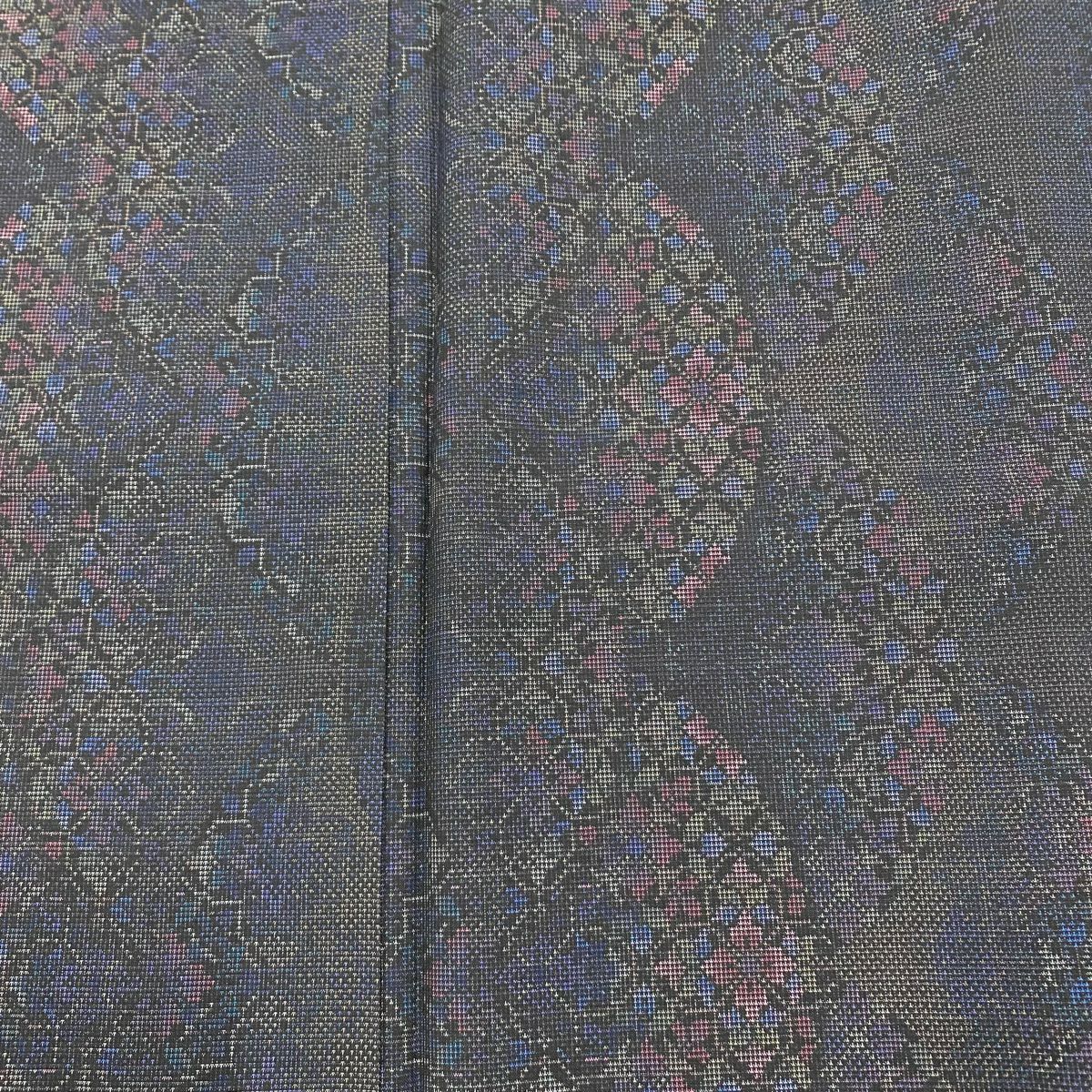 【美品】 大島紬織 身長155.5cm 袖長62cm S 雙層 證書附帶 華紋 幾何圖案 泥染 墨 黑 純蠶絲 名品級