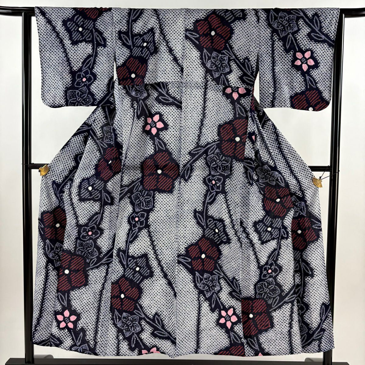 【美品】 浴衣 身長152.5cm 袖長64cm M 絞染浴衣 草花紋紋 深藍 純棉 名品級