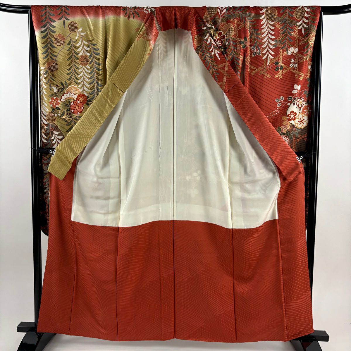 振袖禮服 身長161.5cm 袖長67cm M 雙層 花丸紋 蝴蝶 金銀彩 染分 茜 純蠶絲 名品級