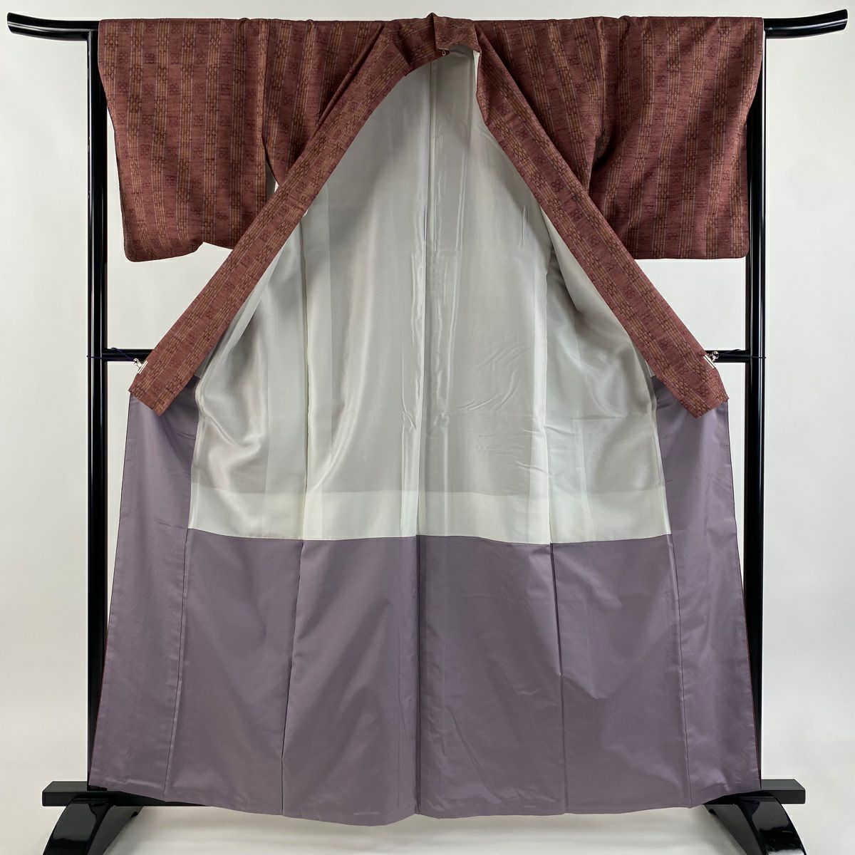 【美品】 紬織 身長162.5cm 袖長65cm M 雙層 證書齊全 縞 幾何學 花織 小豆色 純蠶絲 逸品級