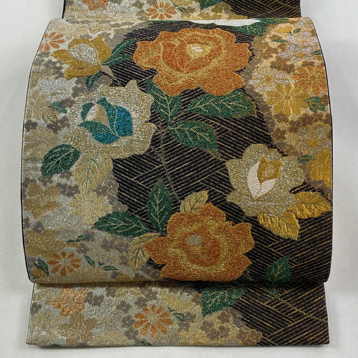【美品】 袋帶 秀品級 草花紋紋 菊花 金絲 金金箔 黑 六通 純蠶絲