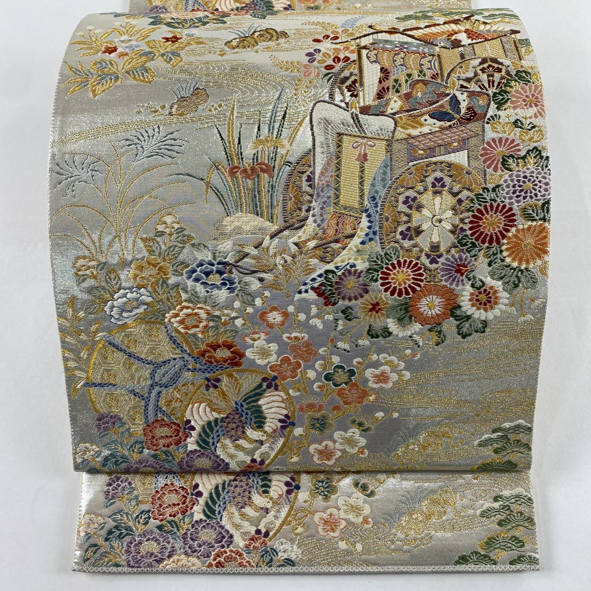 【美品】 袋帶 秀品級 關西仕立 御所車鼓文 御所車 草花紋 金銀彩 金金箔 銀 六通 純蠶絲