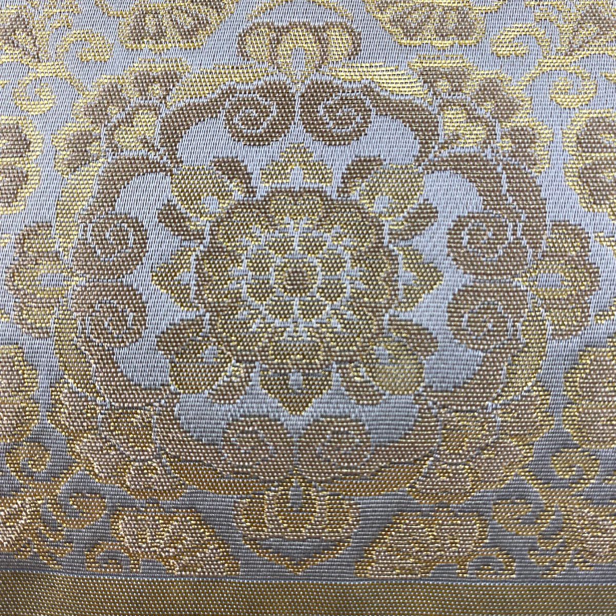 【美品】 袋帶 秀品級 華紋 花唐草紋 金金箔 灰色 大鼓圖案 純蠶絲