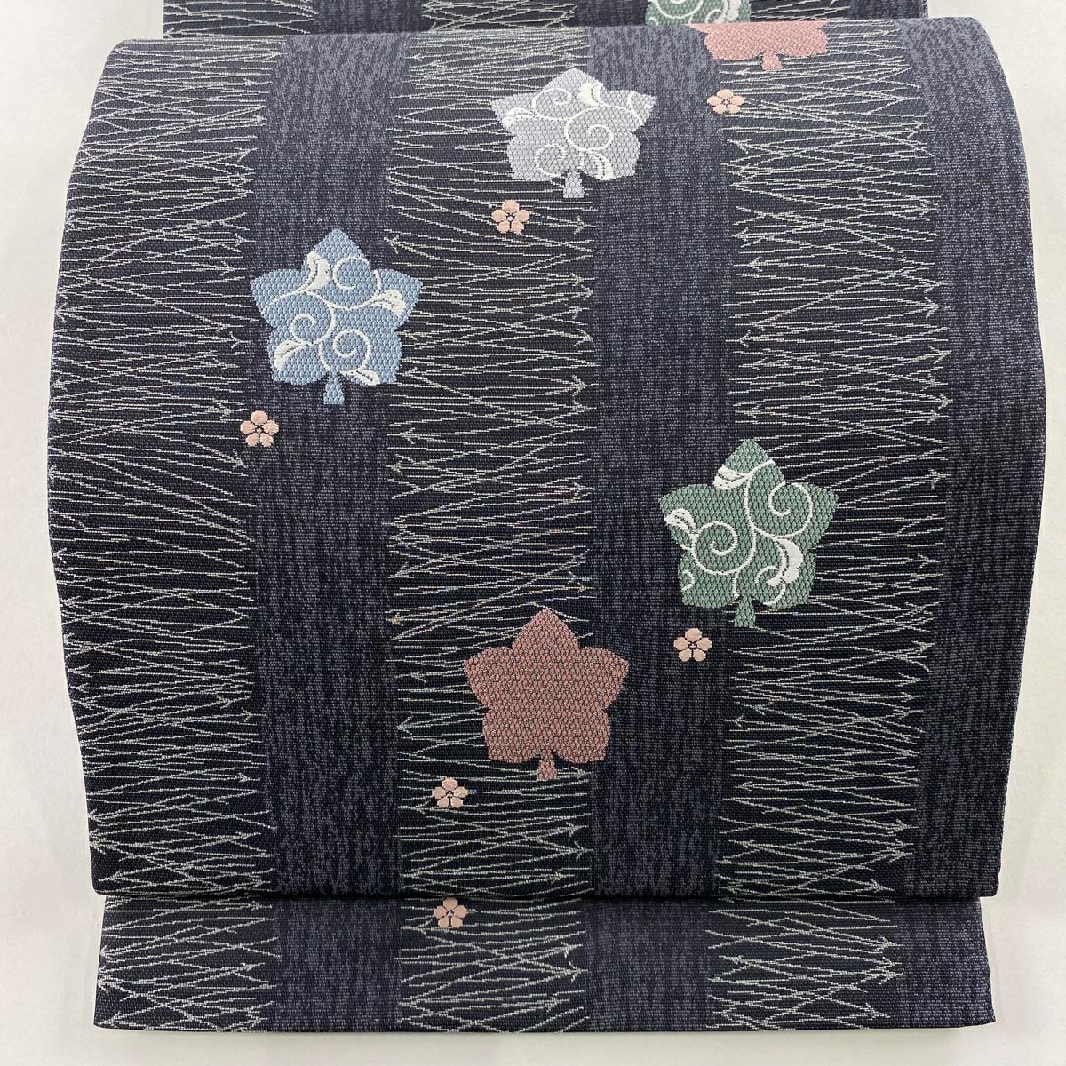 【美品】 袋帶 名品級 高砂 松樹梅花 葉柄 銀糸 灰 深藍 六通 純蠶絲