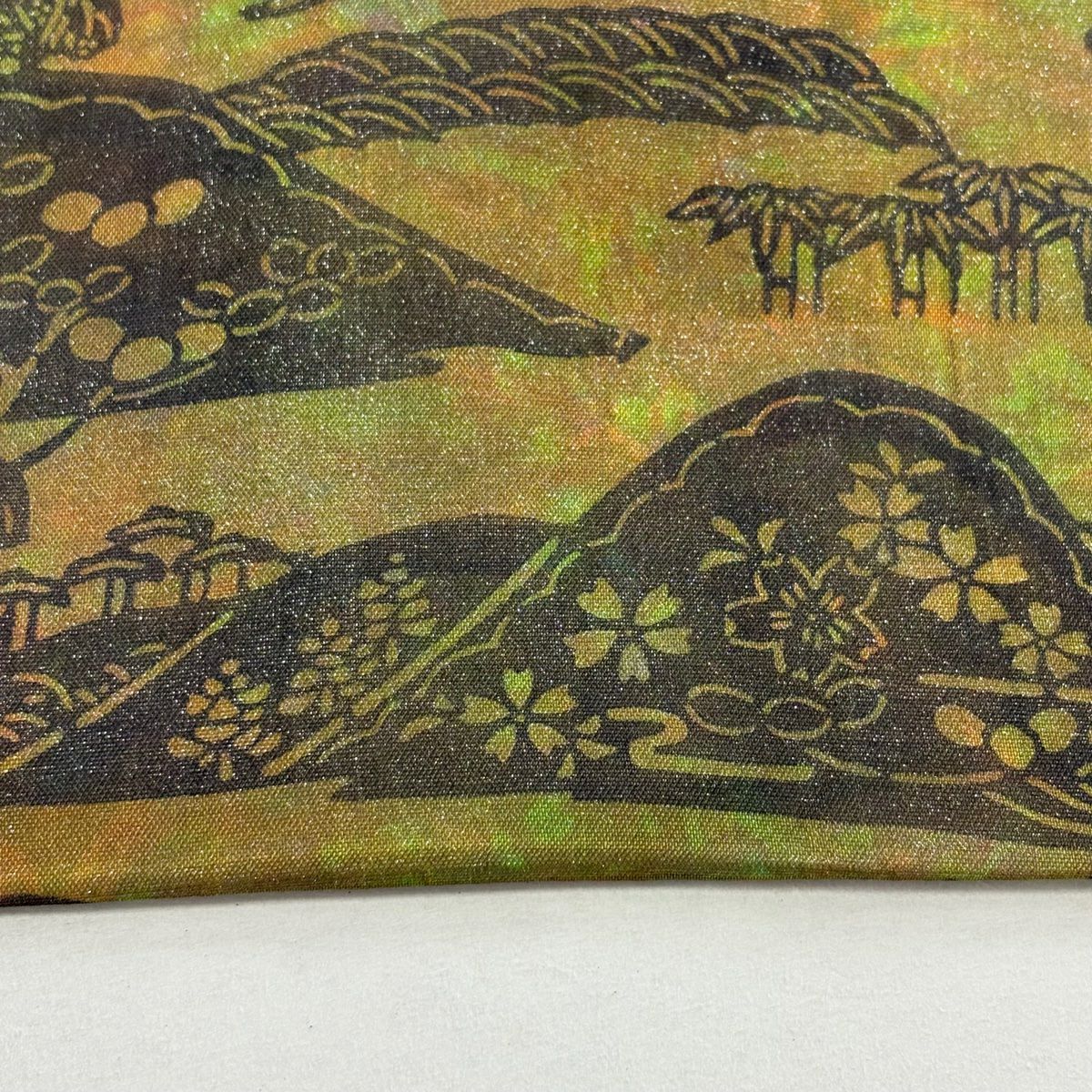 【美品】 名古屋帶 名品級 夏帶 建築物 山 銀通 金銀彩 紅型染 茶綠 純蠶絲