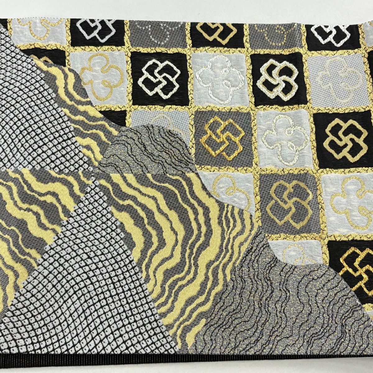 【美品】 袋帶 名品級 市松樹 幾何學圖案 金絲 金金箔 灰色 大鼓圖案 純蠶絲