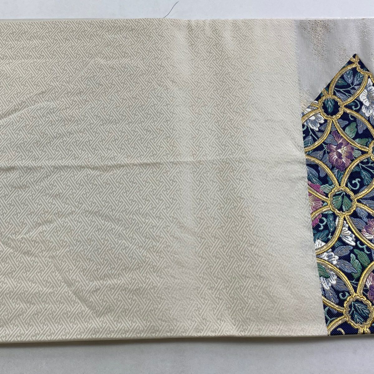 【美品】 袋帶 逸品級 となみ織物 落款あり 柿本市郎監修 純金金箔 七寶 青海波 金絲 金箔 奶油 六通 純蠶絲