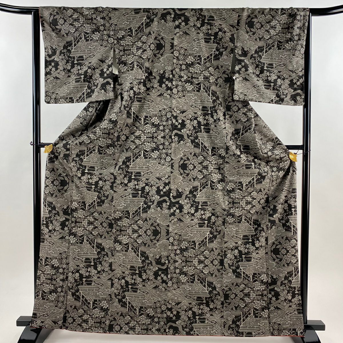 【美品】 大島織 身長165cm 袖長65cm M 雙層 純泥染 證書附帶 人物 草花紋紋 焦茶 正蠶絲 逸品級