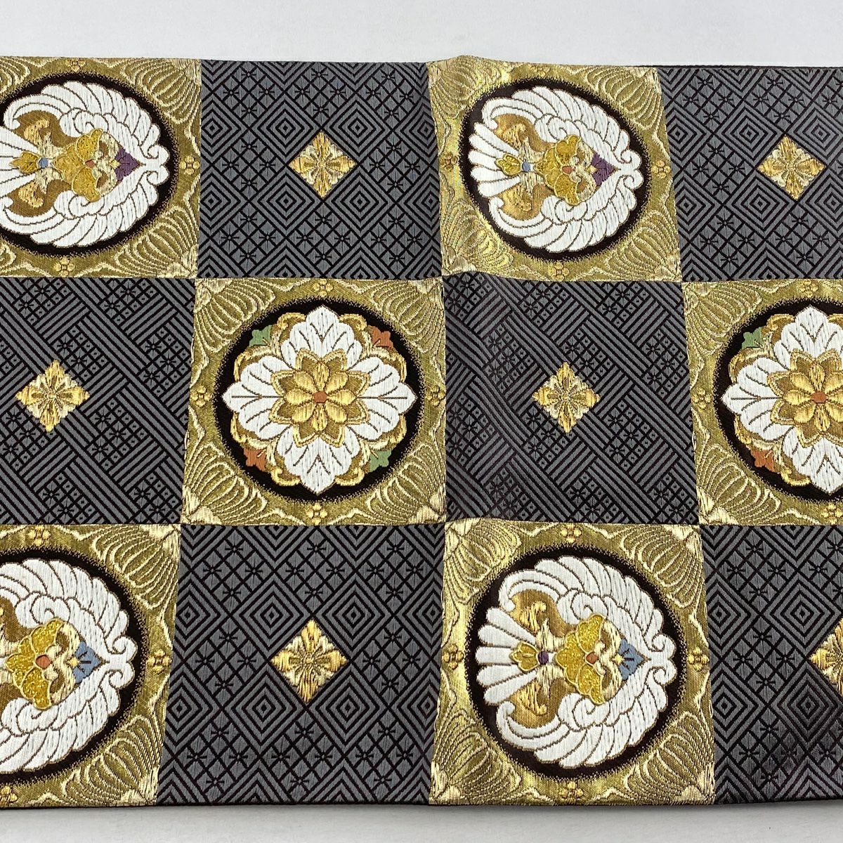 【美品】 袋帶 名品級 華紋 菱 金絲 金金箔 灰色 六通 純蠶絲