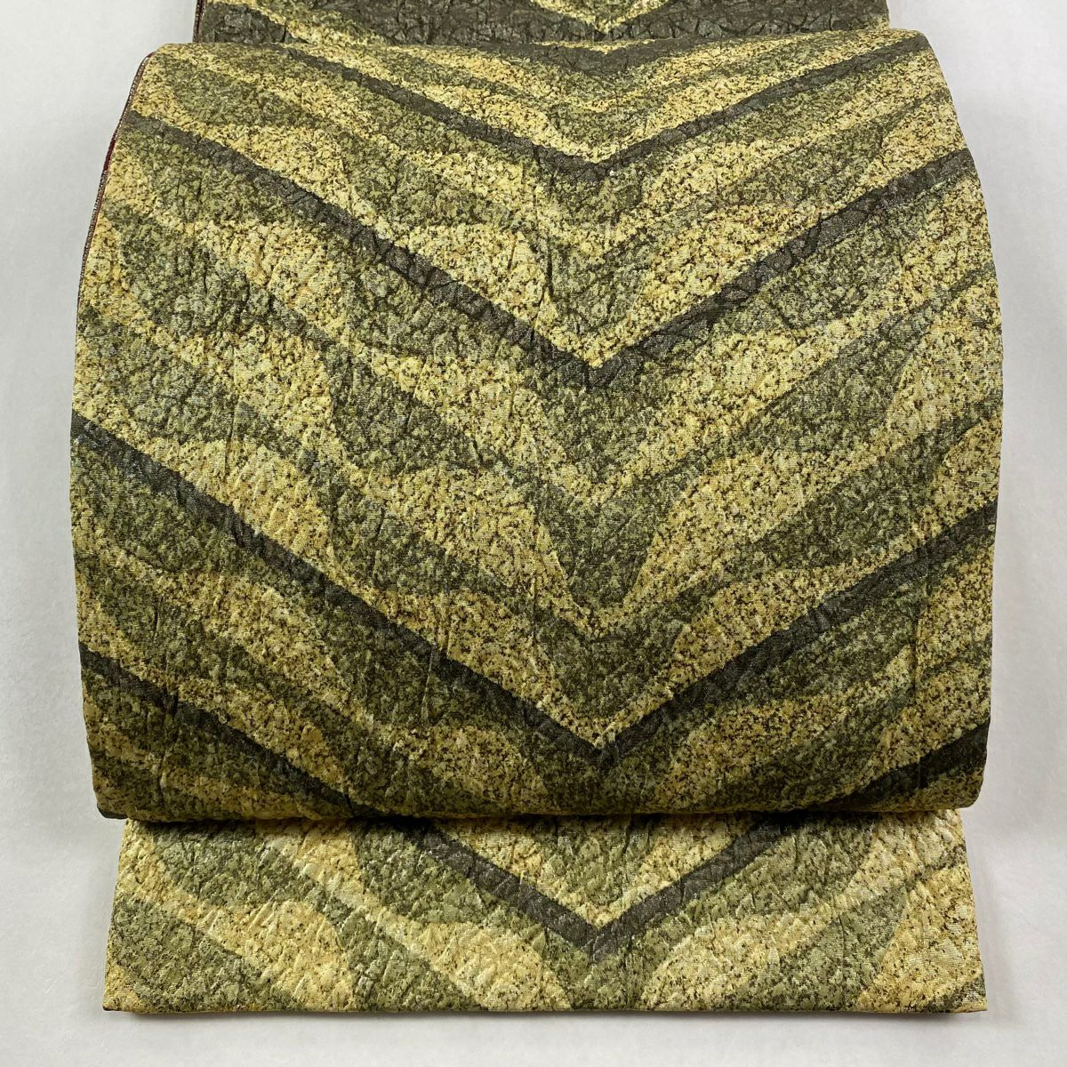 【美品】 袋帶 秀品級 落款あり 幾何學 金金箔 綠 お太鼓柄 純蠶絲
