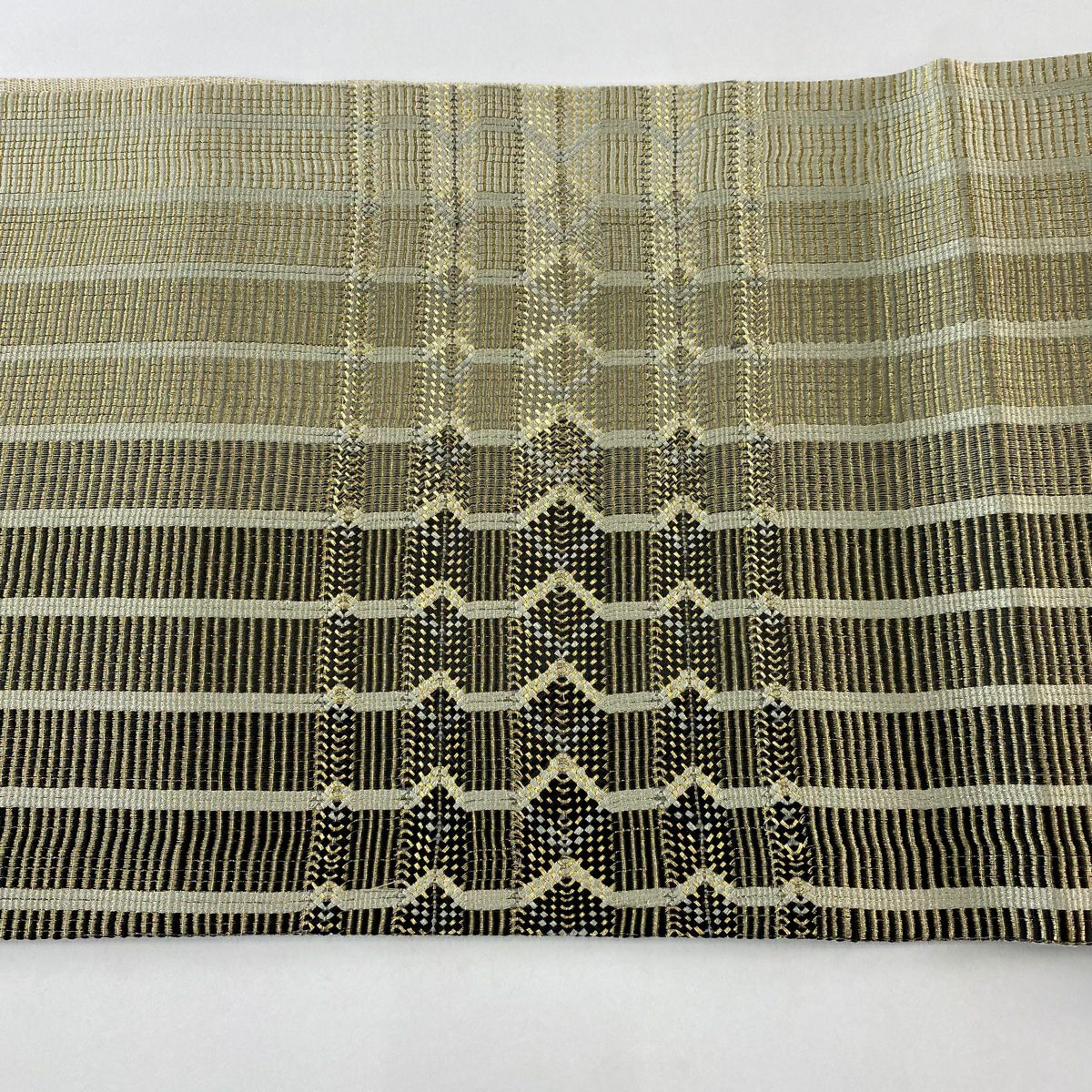 【美品】 袋帶 名品級 ますいわ屋 縞 幾何學 金絲 鶯綠色 お太鼓圖案 純蠶絲