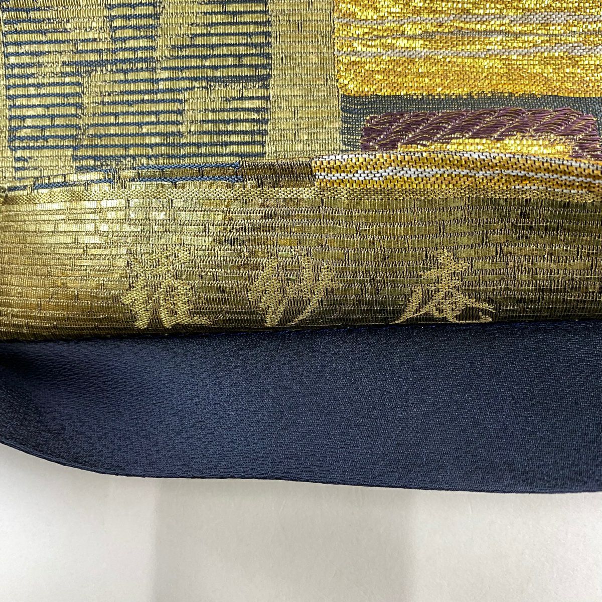 【美品】 袋帶 名品級 羅紗庵 幾何學 金金箔 金色 六通 純蠶絲