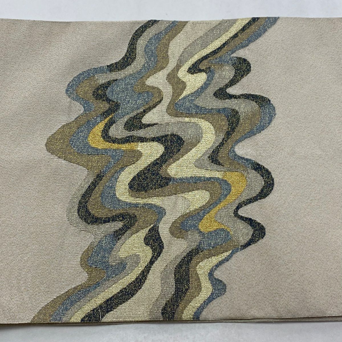 【美品】 袋帶 秀品級 流水 霞 米色 大鼓圖案 純蠶絲