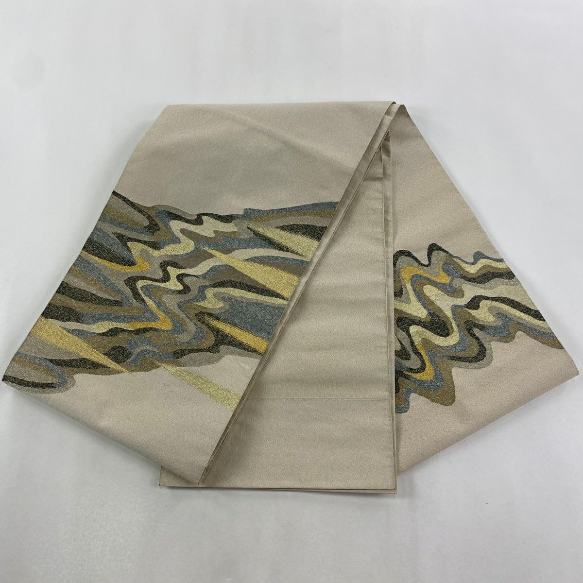 【美品】 袋帶 秀品級 流水 霞 米色 大鼓圖案 純蠶絲