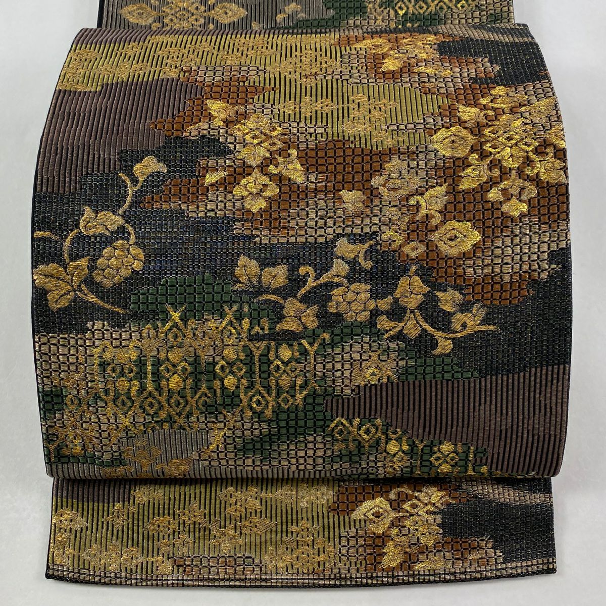 【美品】 袋帶 秀品級 草花紋紋 霞 金絲 金金箔 黑 六通 純蠶絲