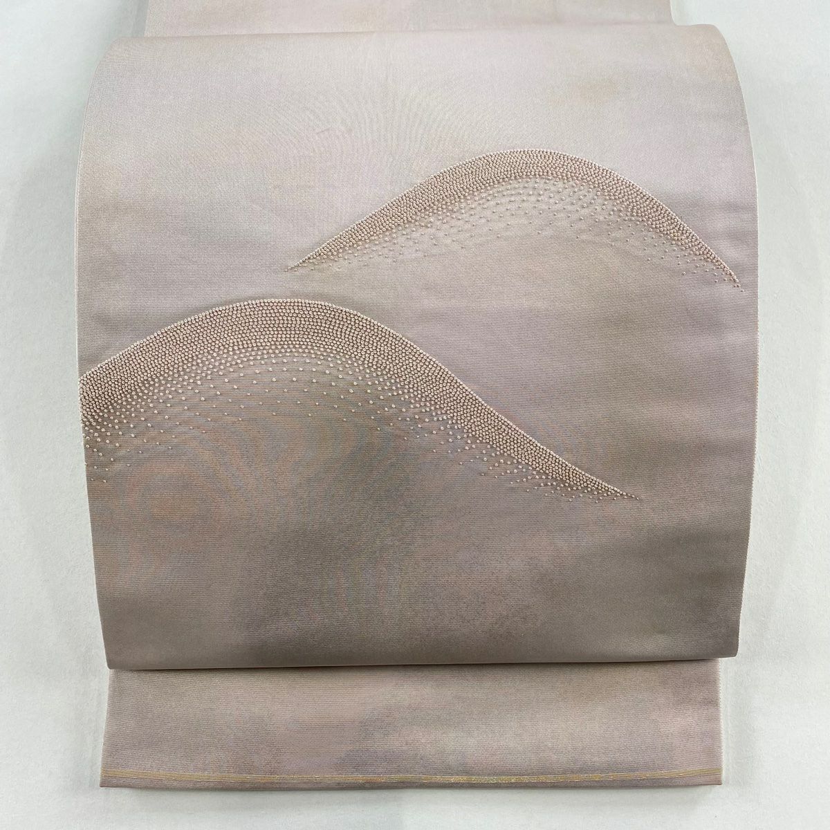 袋帶 秀品級 關西仕立 山並 霞 刺繡 金金箔 淺粉紅 お太鼓圖案 純蠶絲