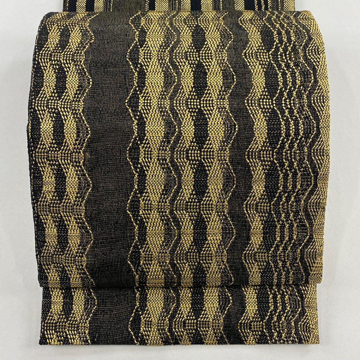【美品】 袋帶 秀品級 幾何學 縞 金絲 黑色 大鼓圖案 純蠶絲