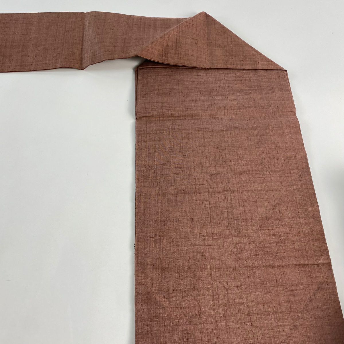 【美品】 名古屋帶 優品級 紬織織 椿 花霞 刺繡 小豆 純蠶絲