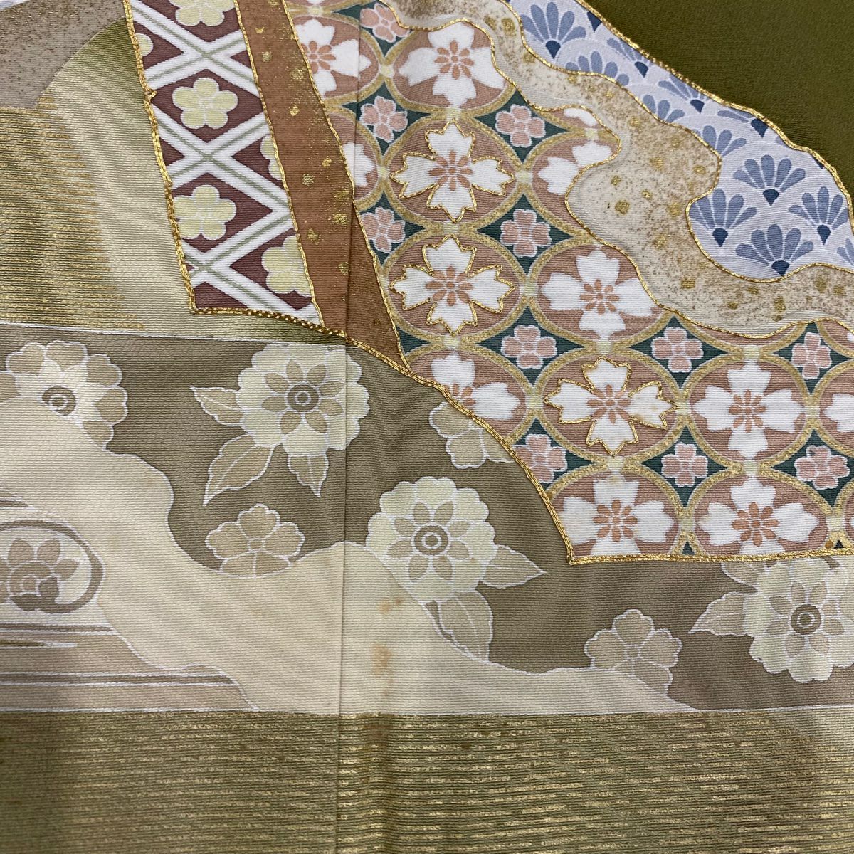 色留袖禮服 身長159cm 袖長64cm M 雙層 落款あり 扇子面 草花紋 金糸 金銀彩 茶綠 純蠶絲 秀品級 一つ紋