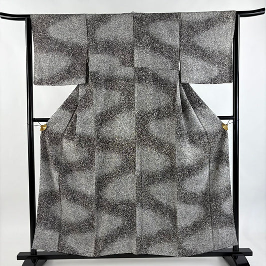 【美品】 小紋 身長157.5cm 袖長63cm S 雙層 落款あり 幾何學圖案 黑 純蠶絲 秀品級