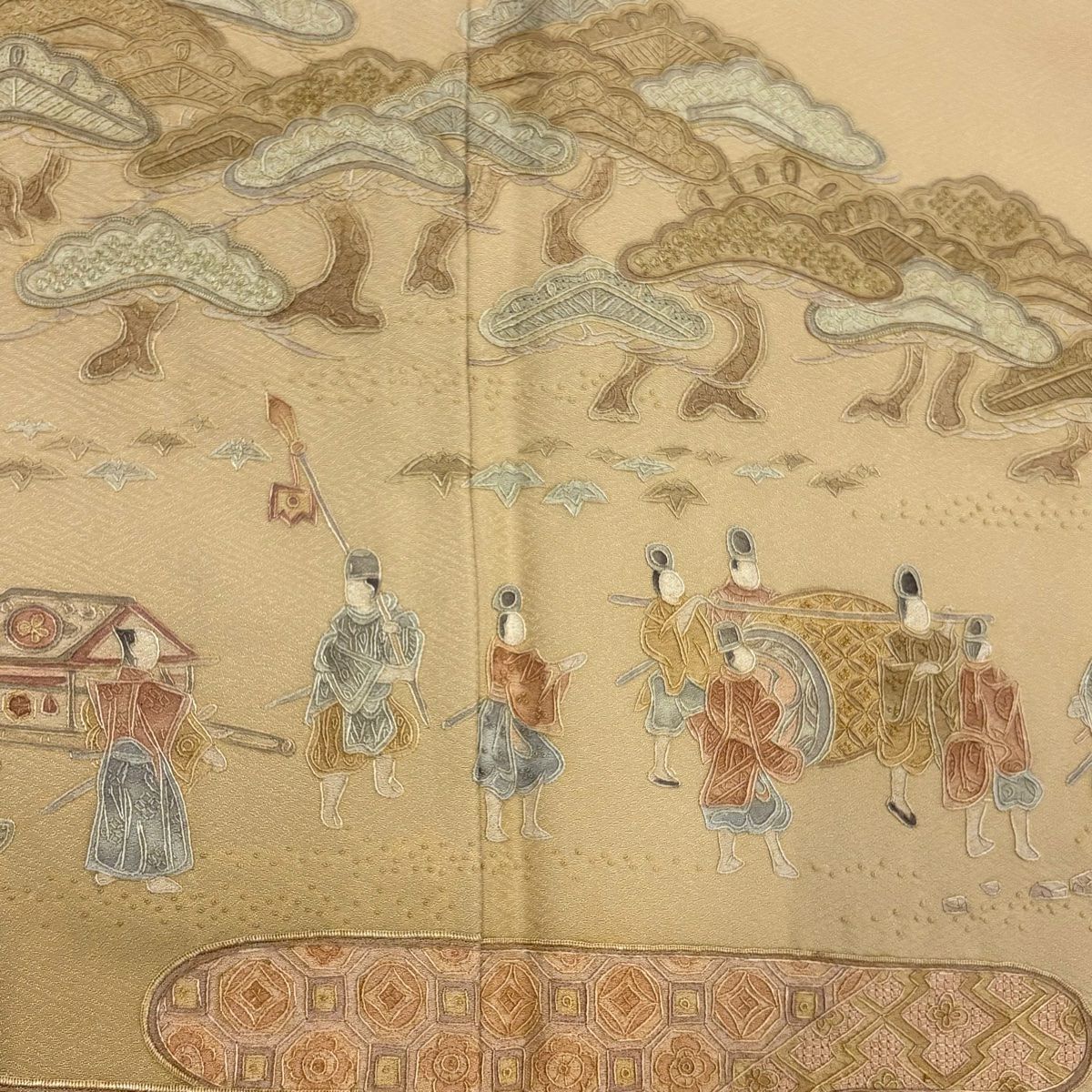 留袖禮服禮服 身長161cm 袖長62cm S 雙層 人物 松樹梅花 刺繡 漸層 米色 純蠶絲 優品級 一個紋