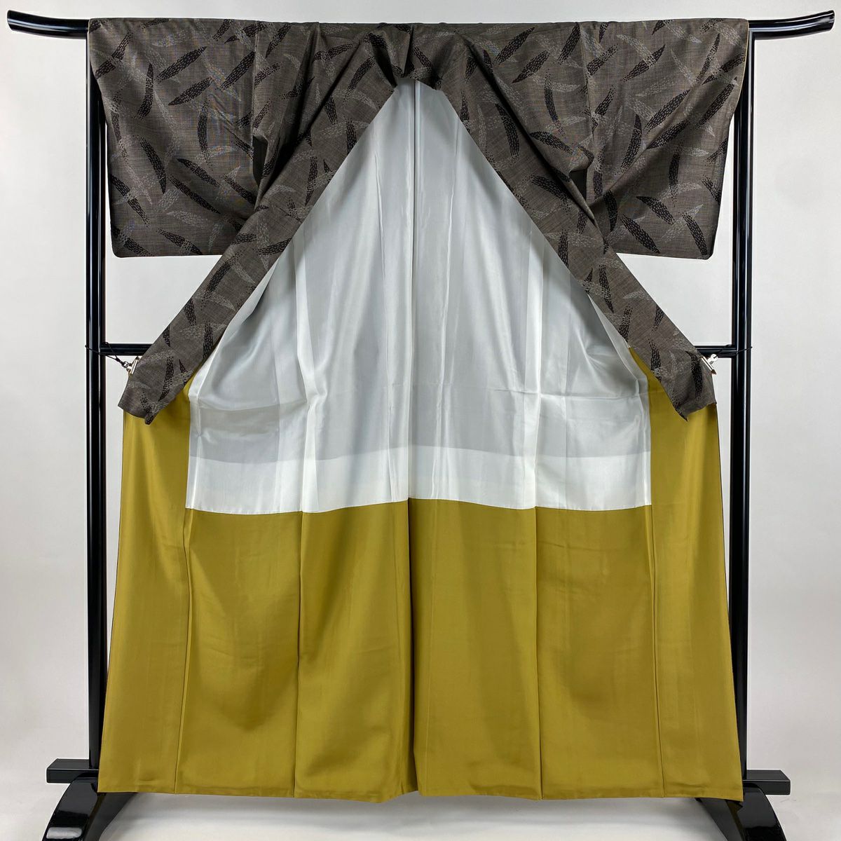【美品】 紬織 身長162cm 袖長66cm M 雙層 葉 幾何圖案 焦茶 純蠶絲 秀品級