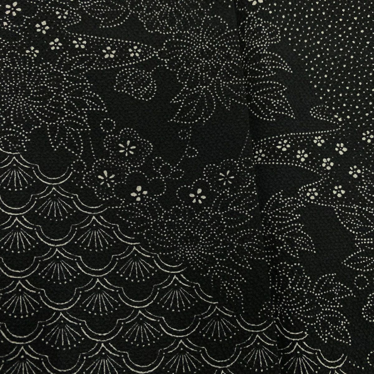 【美品】 小紋 身長159.5cm 袖長65cm M 雙層 草花紋 梅花青海波 絞染 黑 純蠶絲 名品級