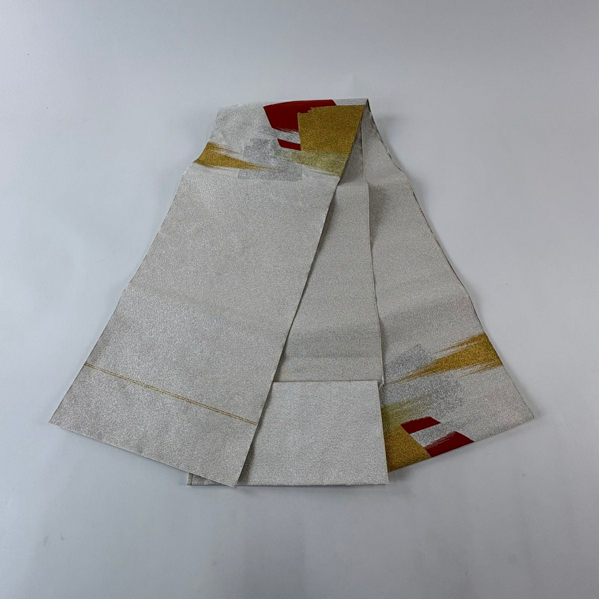 【美品】 名古屋帶 優品級 八寸名古屋帶 松樹葉仕立 破れ色紙 霞 金銀彩 綴織 奶油色 純蠶絲