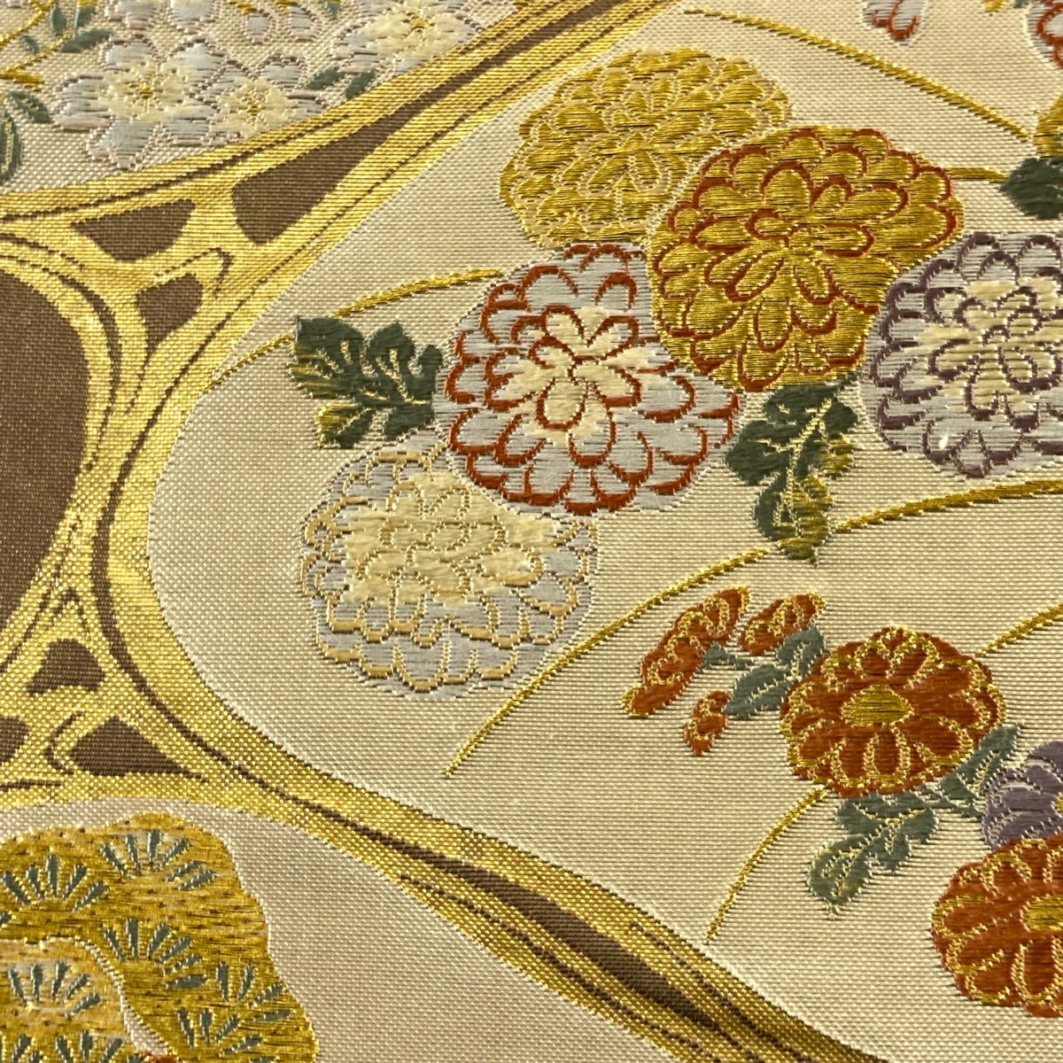 【美品】 袋帶 秀品級 關西仕立 草花紋紋 流水刺繡 金金箔 金茶 六通 純蠶絲