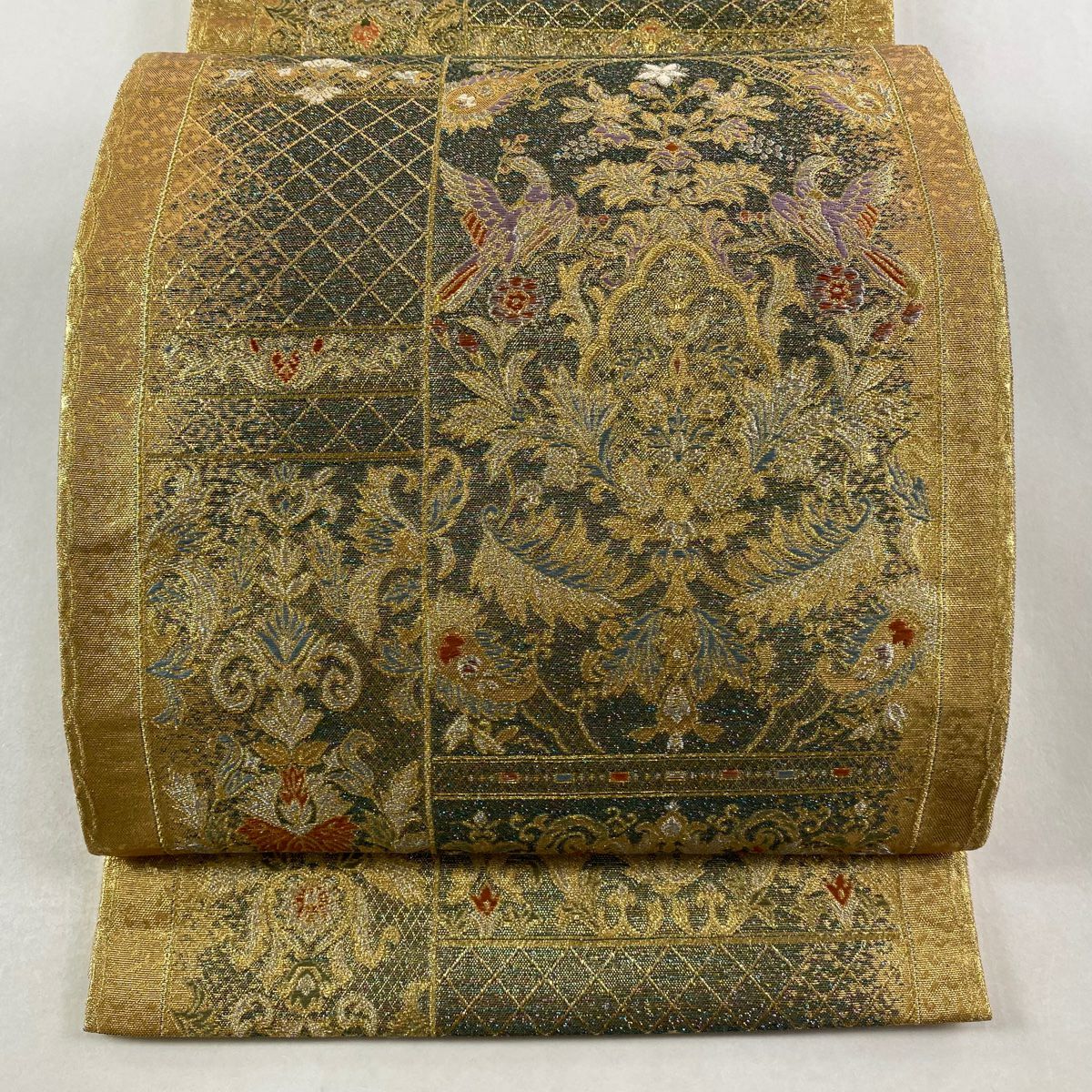 【美品】 袋帶 秀品級 草花紋紋 鳥 金銀線 金金箔 金色 六通 純蠶絲