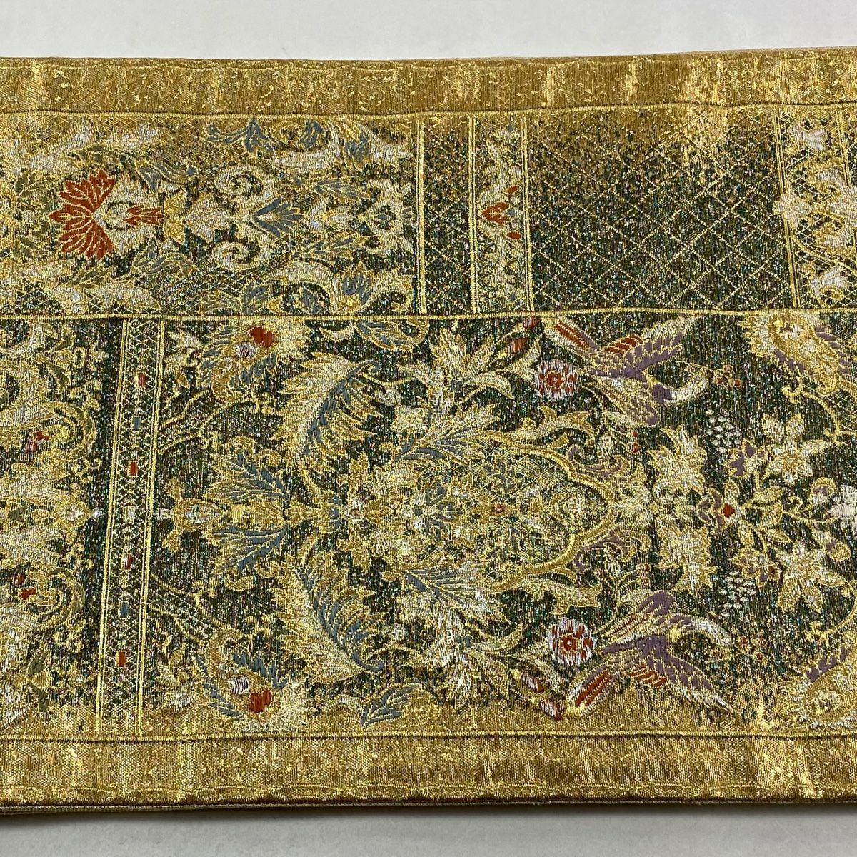 【美品】 袋帶 秀品級 草花紋紋 鳥 金銀線 金金箔 金色 六通 純蠶絲