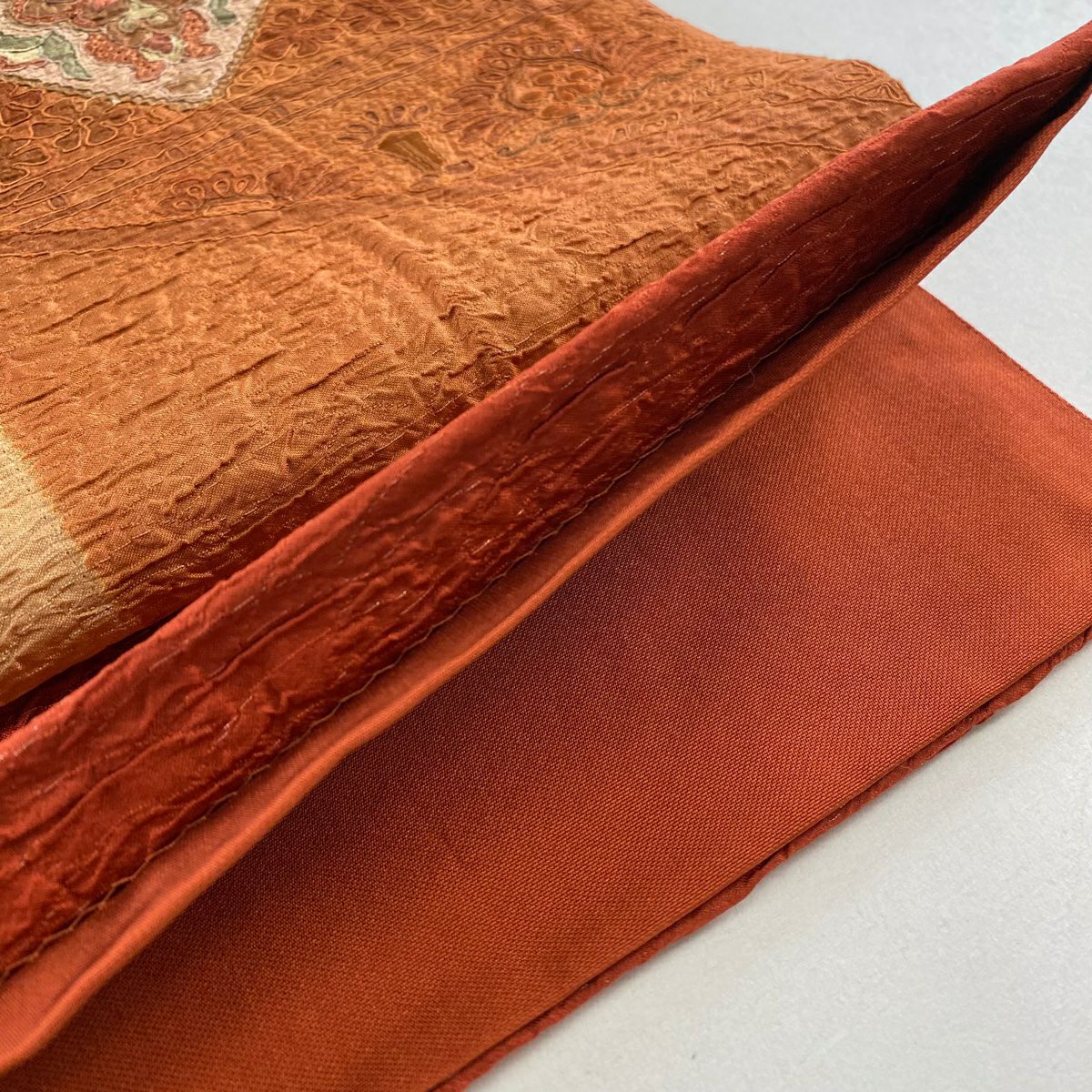 【美品】 袋帶 秀品級 草花紋刺繡 金線 朱紅色 大鼓圖案 純蠶絲
