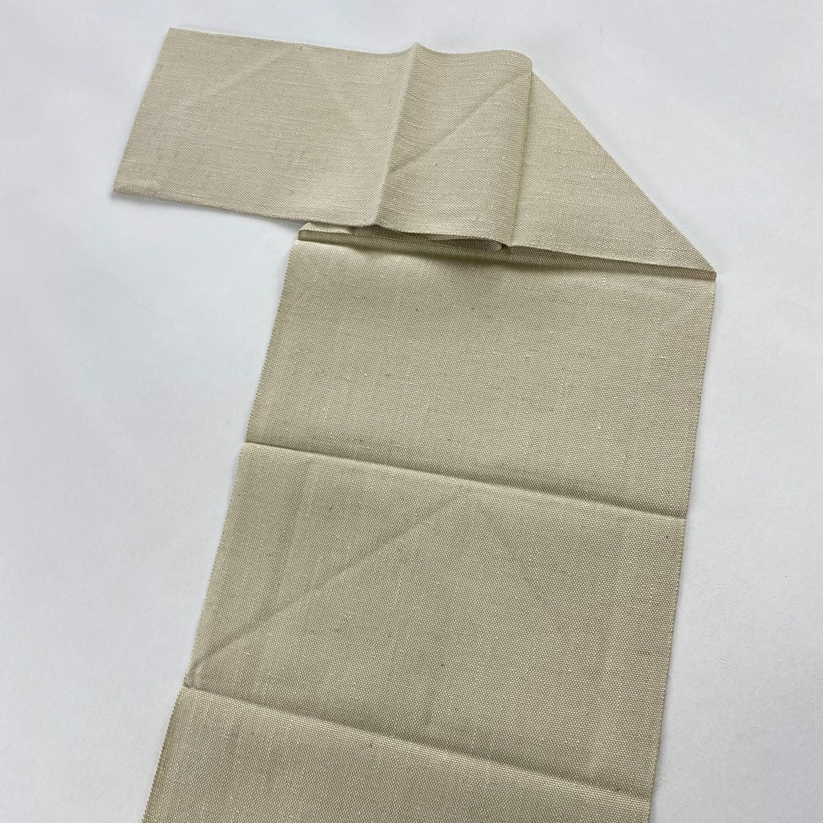 【美品】 名古屋帶 優品級 八寸名古屋帶 松樹葉仕立 素材：草花紋紋 顏色：米色 純蠶絲