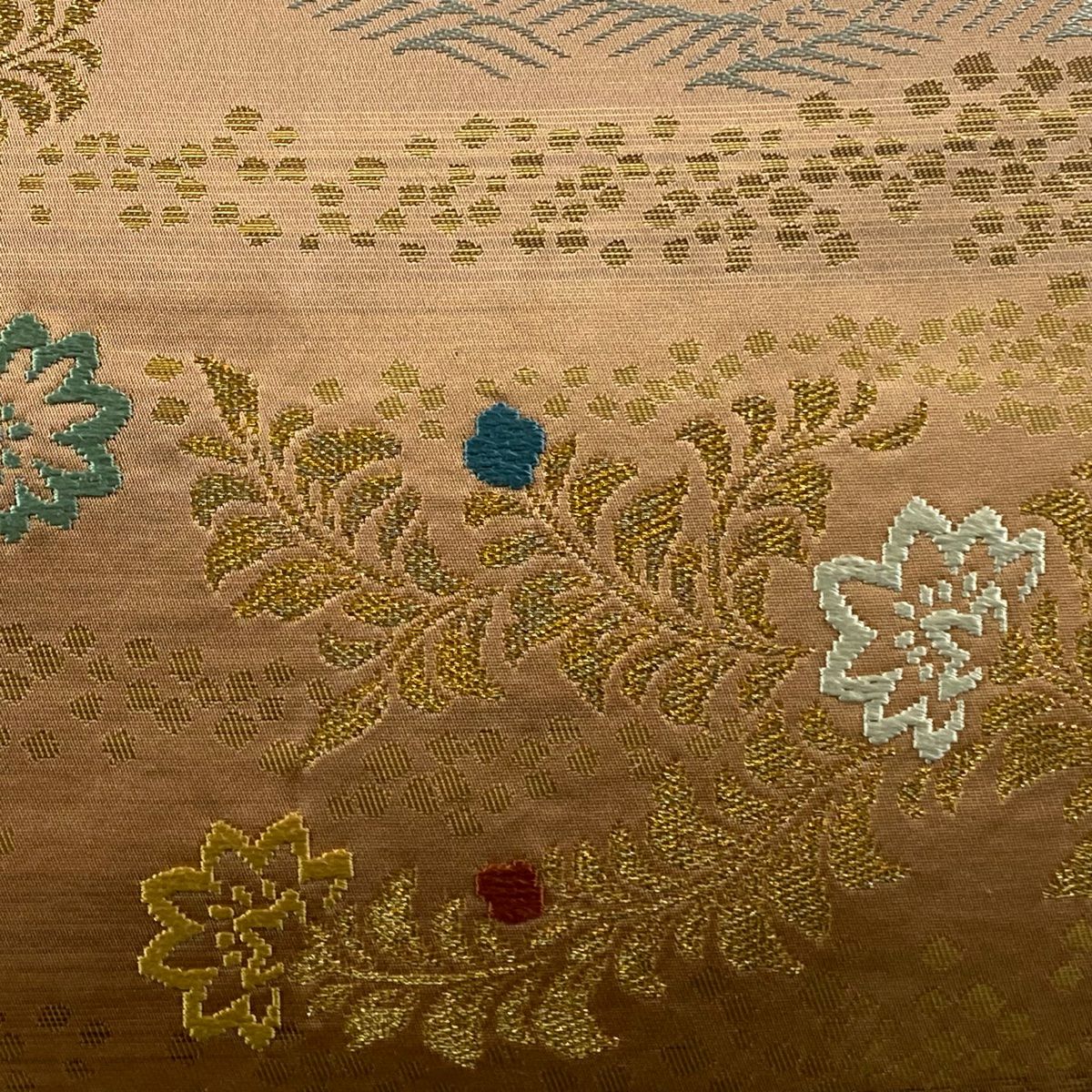 【美品】 開口名古屋帶 優品級 草花紋紋 波紋 金絲 淺茶 純蠶絲