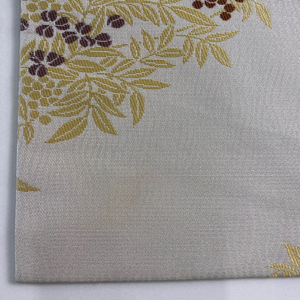 名古屋帶 秀品級 葉與果實 南天 米色 純蠶絲