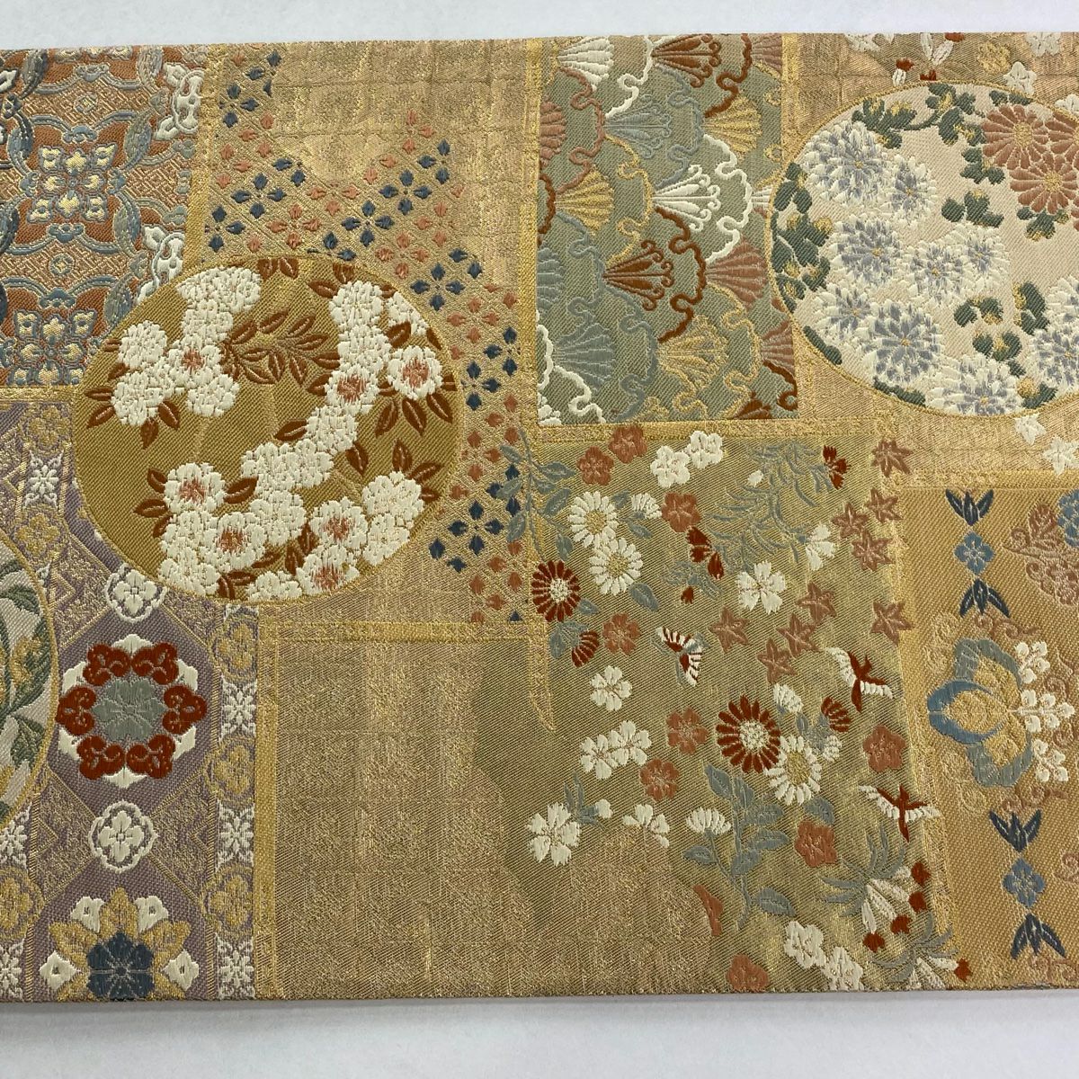 【美品】 袋帶 秀品級 關西仕立 草花紋 圓文 金金箔 金絲 金色 六通 純蠶絲